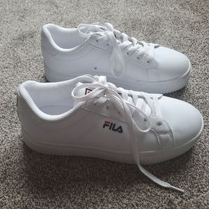 Fila platforms